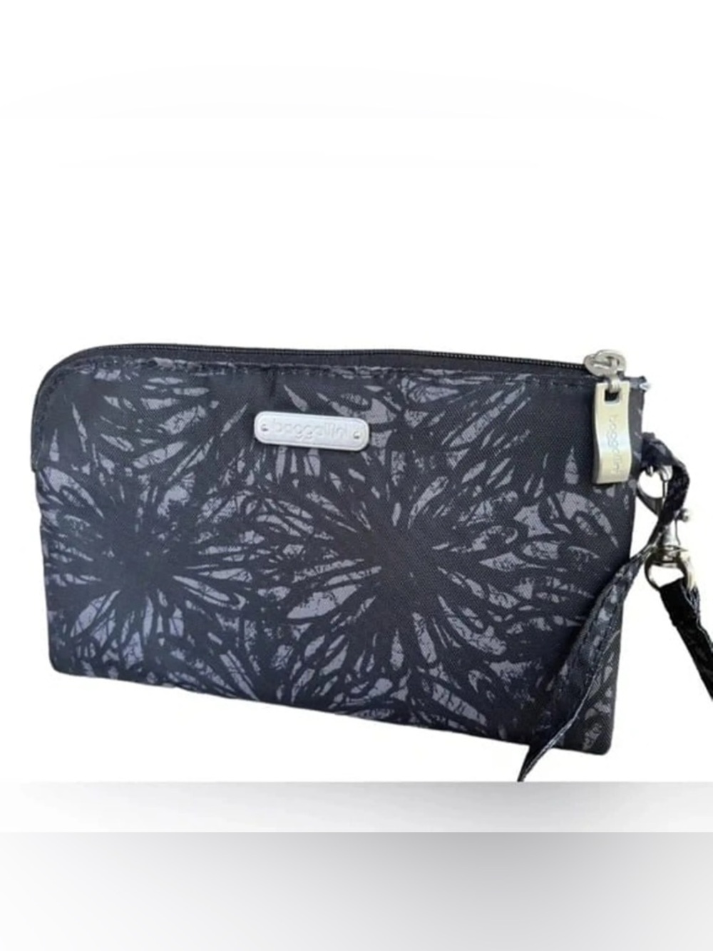 Baggallini Onyx Floral RFID Go Phone Clutch Wallet Wristlet Nylon Bag Black Gray